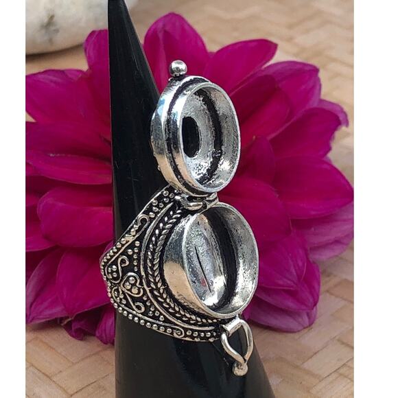 925 Sterling Black Onyx Poison Ring  Size 7 - Picture 5 of 7